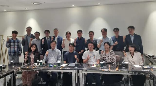 [AI는 지금] '혁신 한계' 마주한 과학…AI가 미래 연다